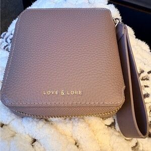 Love & Lore Taupe Zippered Wallet